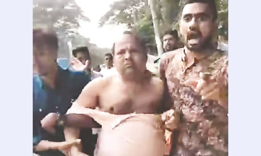 দুই হাজার শিল্পী নিগৃহীত