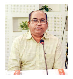 চিকিৎসায় আর্থিক সমস্যা বড় বাধা