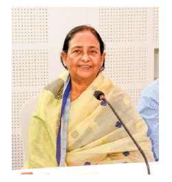 ​এন্ডোমেট্রিওসিসে বিপর্যস্ত নারীর কর্মক্ষমতা ও মানসিক স্বা