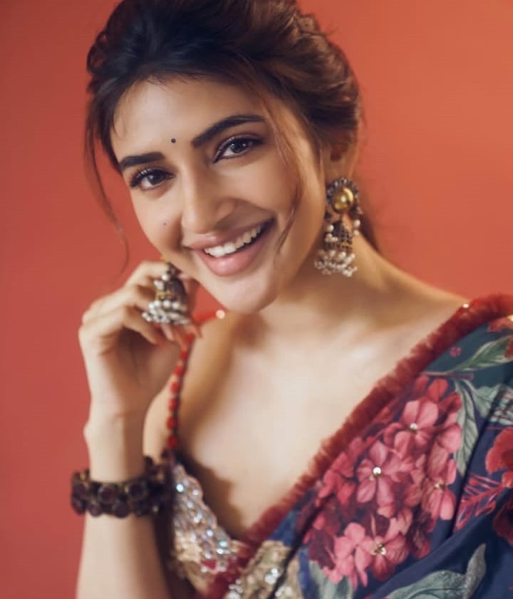 দদ